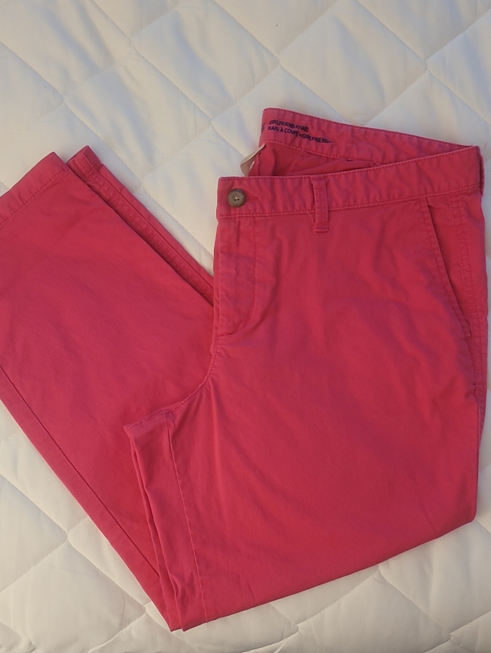 GAP Girlfriend Khaki in Bright Pink